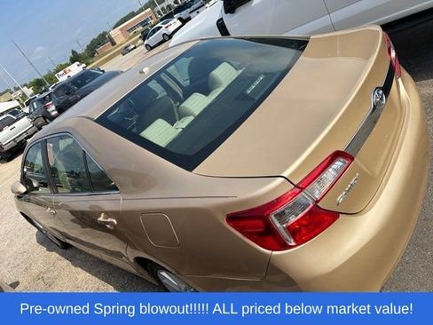 Used 2012 Toyota Camry XLE FWD image 4