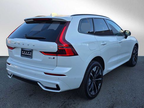 New 2026 Volvo XC60 B5 Plus w/ Climate Package image 3