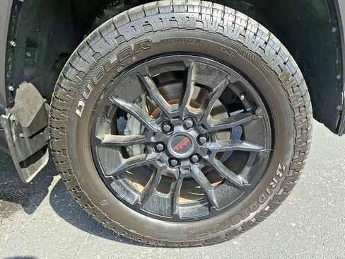 Used 2023 Toyota Tundra Limited w/ TRD Off-Road Package AWD/4WD image 27