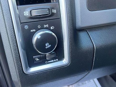 Used 2018 RAM 2500 Big Horn image 34