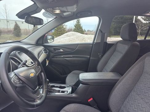 Used 2024 Chevrolet Equinox LT w/ LPO, Floor Liner Package image 17
