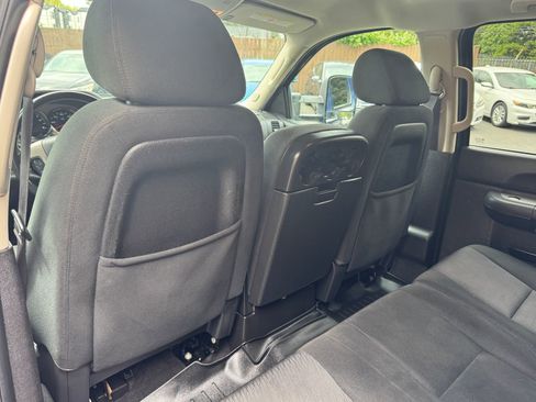 Used 2014 Chevrolet Silverado 2500 LT AWD/4WD image 13