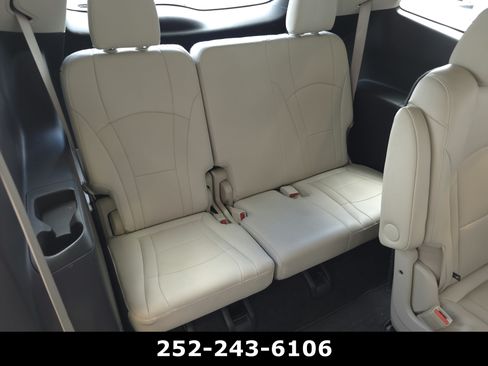 Used 2023 Buick Enclave Essence FWD image 37