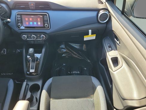 Used 2025 Nissan Versa SV w/ Trunk Package FWD image 17