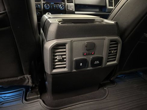 Used 2019 Ford F150 Raptor w/ Equipment Group 802A Luxury AWD/4WD image 22