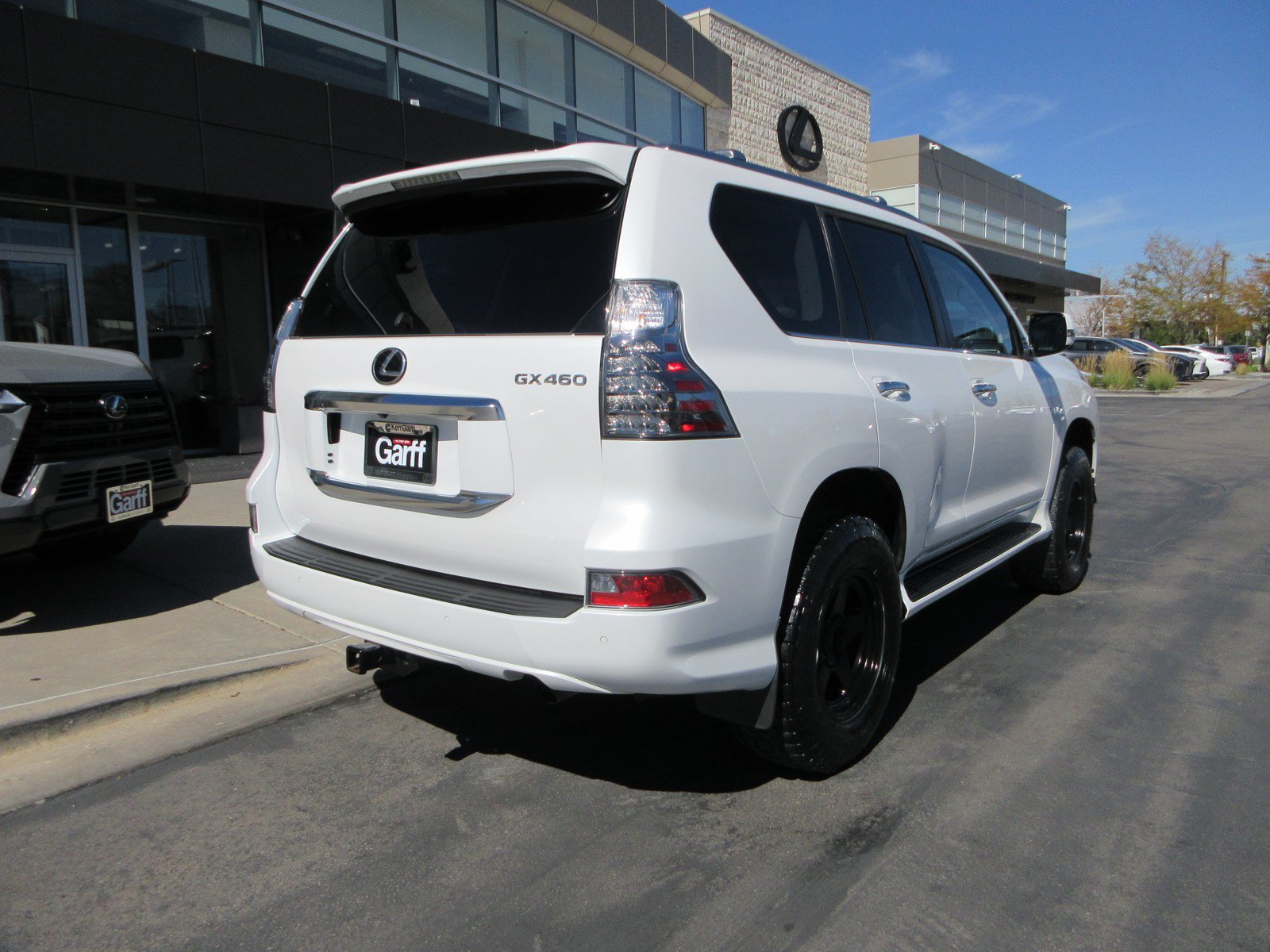 Used 2021 Lexus GX 460 Premium w/ Premium Package AWD/4WD image 9
