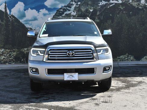 Used 2021 Toyota Sequoia Platinum image 5