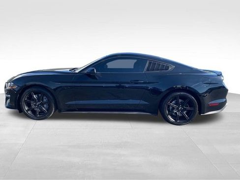 Used 2018 Ford Mustang GT w/ Black Accent Pkg image 9