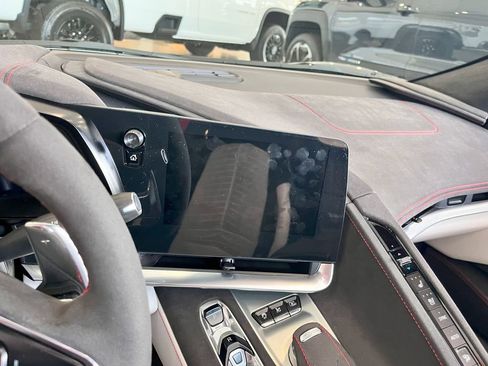 Certified 2023 Chevrolet Corvette Stingray Premium Conv image 17