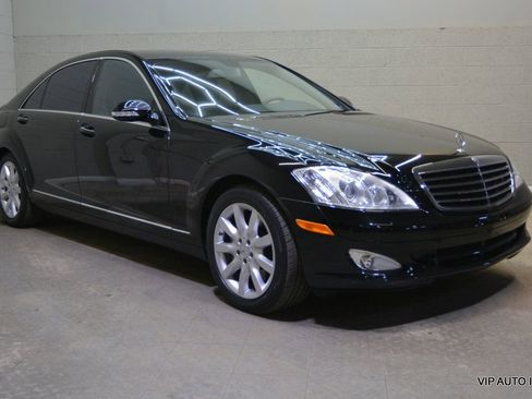 Used 2007 Mercedes-Benz S 550 4MATIC image 1