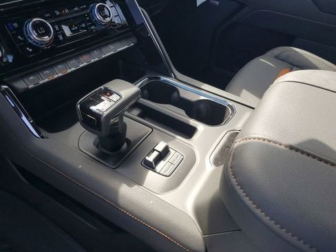 New 2026 GMC Sierra 1500 AT4 w/ AT4 Premium Package image 19