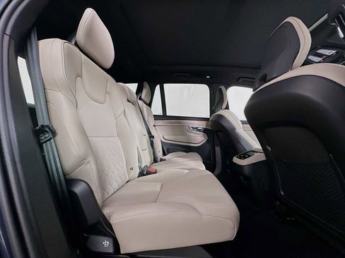 New 2026 Volvo XC90 B5 Core image 26