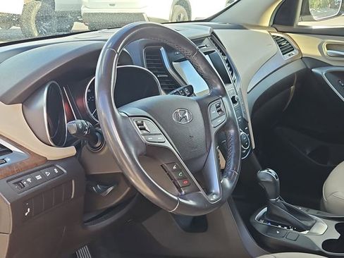Used 2018 Hyundai Santa Fe Sport FWD image 15
