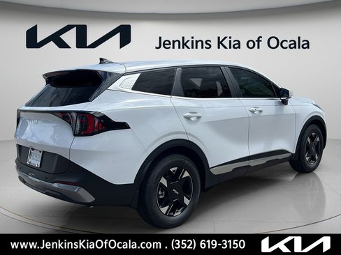 New 2026 Kia Sportage LX FWD image 3