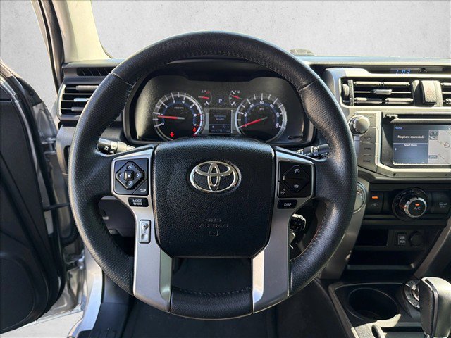 Used 2018 Toyota 4Runner SR5 AWD/4WD image 13