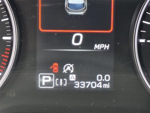 Used 2024 Subaru Crosstrek 2.0i Premium image 37