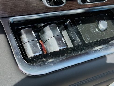 New 2026 Land Rover Range Rover SE image 24