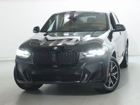 Used 2023 BMW X4 xDrive30i w/ M Sport Package AWD/4WD image 3