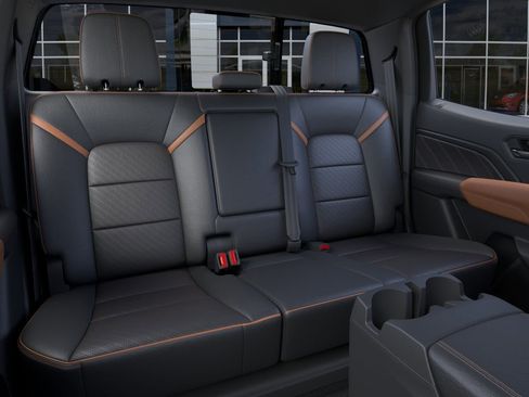 New 2026 GMC Canyon AT4 w/ AT4 Premium Package image 41