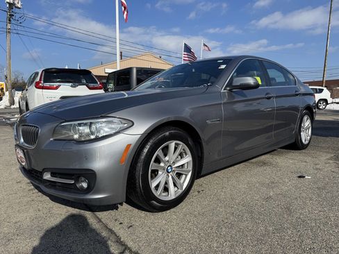 Used 2015 BMW 528i xDrive Sedan image 3