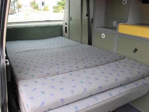 Used 1997 Volkswagen Eurovan Camper FWD image 23