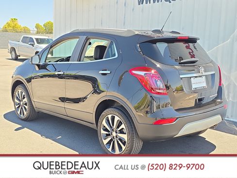 Used 2022 Buick Encore Preferred w/ Safety Package AWD/4WD image 5