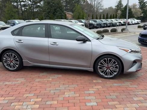 Used 2023 Kia Forte GT image 4