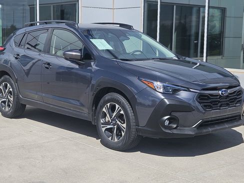 Used 2024 Subaru Crosstrek 2.0i Premium w/ Crosstrek Mirror Package AWD/4WD image 1