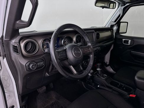 Used 2019 Jeep Wrangler Unlimited Sport S image 13