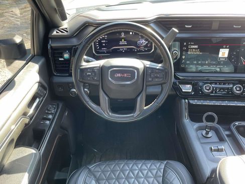 Used 2024 GMC Sierra 2500 AT4 w/ AT4 Premium Plus Package image 2