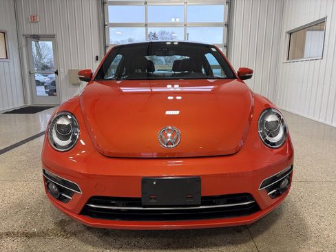 Used 2019 Volkswagen Beetle 2.0T SE w/ SE Premium Package image 8