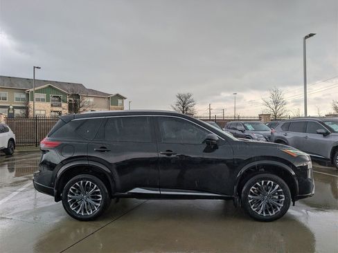 New 2026 Nissan Rogue Platinum w/ Tech Package image 3