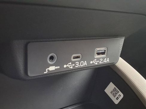 New 2026 Subaru Forester Premium AWD/4WD image 13