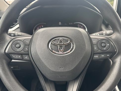 Certified 2025 Toyota RAV4 XLE AWD/4WD image 37