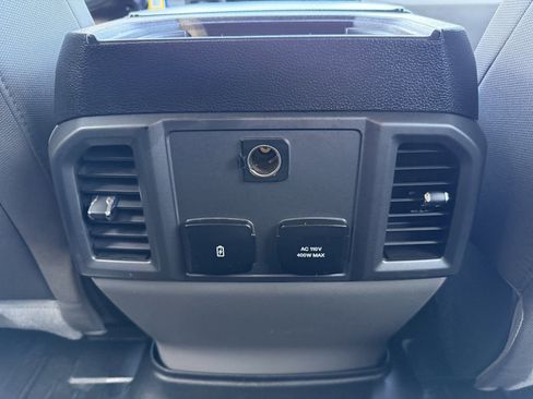 Used 2018 Ford F150 XLT w/ Equipment Group 302A Luxury image 27