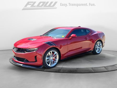 Used 2021 Chevrolet Camaro LT w/ Wild Cherry Design Package 1 image 4