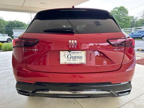 Used 2025 Buick Envision Sport Touring AWD/4WD image 9