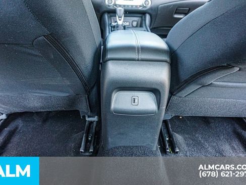 Used 2025 Nissan Sentra SV w/ All-Weather Package image 31