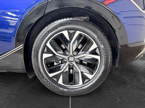 Used 2023 Kia EV6 Wind w/ Wind Technology Package AWD/4WD image 34