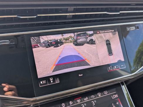 Used 2019 Audi Q8 Prestige w/ Towing Package AWD/4WD image 28