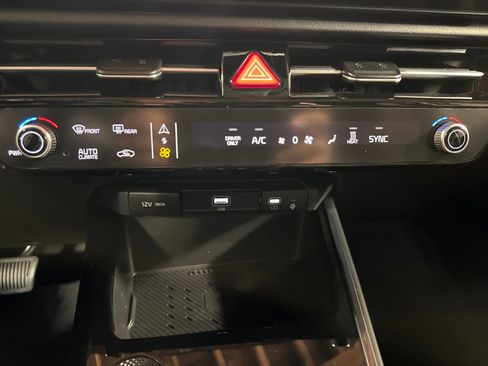 New 2026 Kia Niro Wind w/ Wind Preserve Package FWD image 22