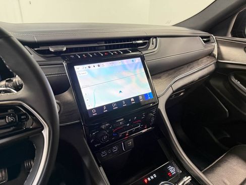 Used 2024 Jeep Grand Cherokee L Overland image 81