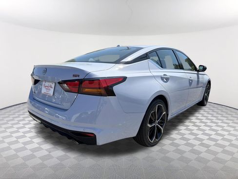 Used 2023 Nissan Altima 2.5 SR image 18