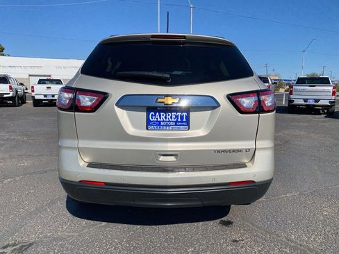 Used 2015 Chevrolet Traverse LT FWD image 21