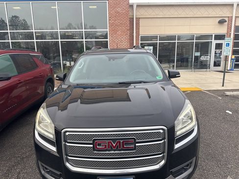 Used 2016 GMC Acadia Denali image 2
