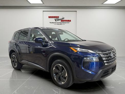 Used 2025 Nissan Rogue SV AWD/4WD image 7