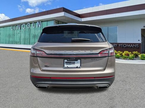 Used 2020 Lincoln Nautilus FWD w/ Equipment Group 101A image 5
