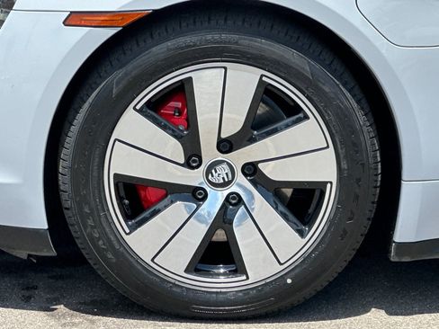 Certified 2022 Porsche Taycan 4S AWD/4WD image 26