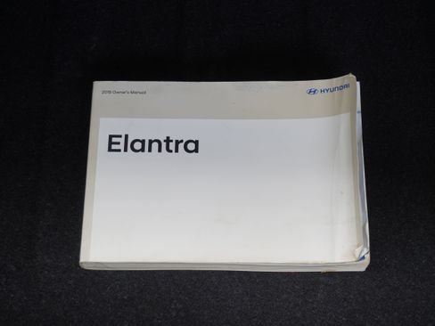 Used 2019 Hyundai Elantra SE w/ Cargo Package image 21