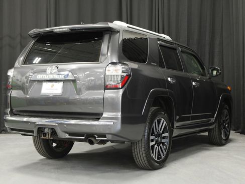 Used 2023 Toyota 4Runner Limited AWD/4WD image 2
